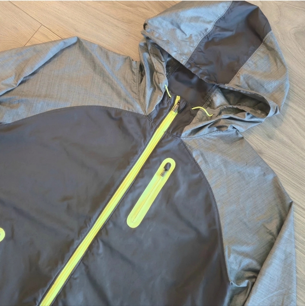 Under Armour UA Storm Qualifier Jacket Womens Size XL Windbreaker Hooded Gray